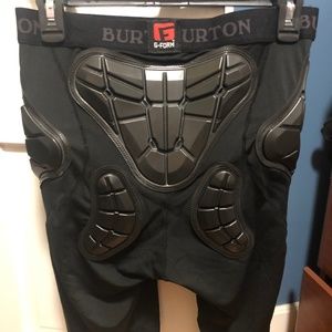 Women’s Burton Total Impact Shorts  Armor, Snowboarding Motorcycle